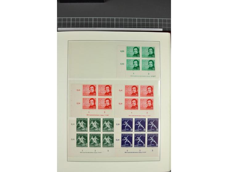 1949/90, in den Hauptnummern nahezu komplette postfrische Sammlung der Druckvermerke und Druckereizeichen, meist in Vierer- o