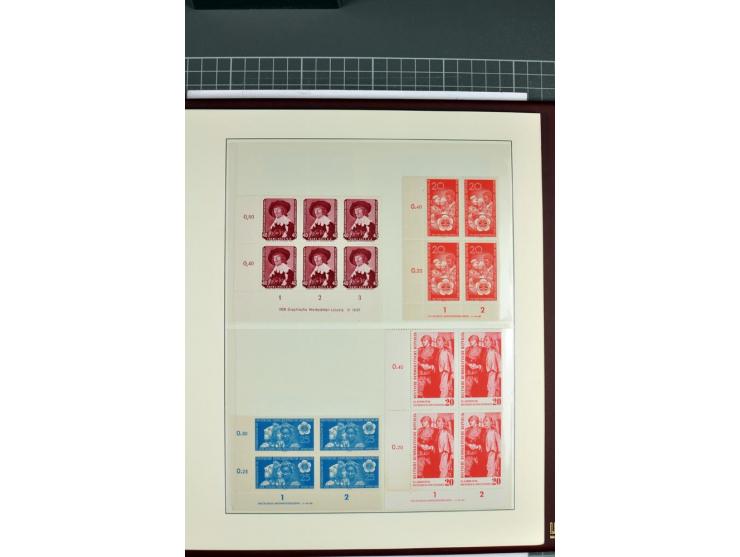 1949/90, in den Hauptnummern nahezu komplette postfrische Sammlung der Druckvermerke und Druckereizeichen, meist in Vierer- o