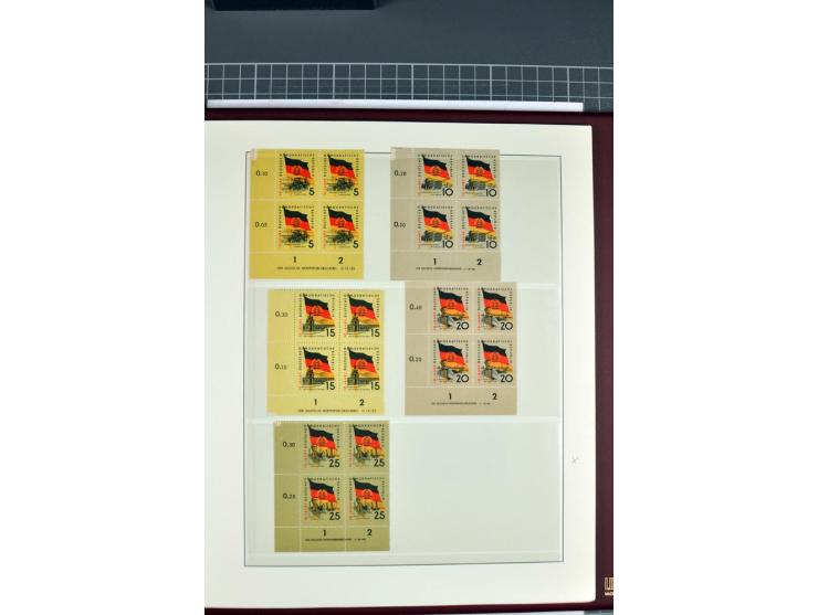 1949/90, in den Hauptnummern nahezu komplette postfrische Sammlung der Druckvermerke und Druckereizeichen, meist in Vierer- o