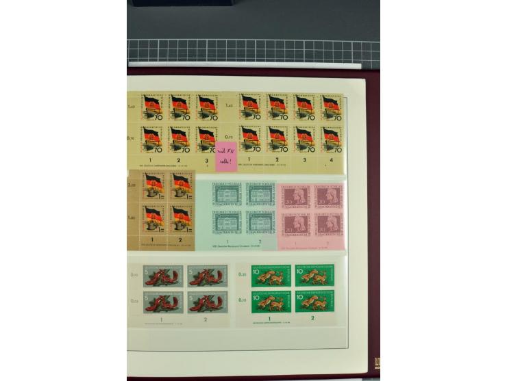 1949/90, in den Hauptnummern nahezu komplette postfrische Sammlung der Druckvermerke und Druckereizeichen, meist in Vierer- o