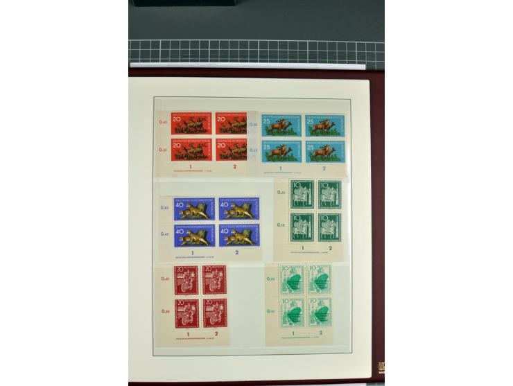 1949/90, in den Hauptnummern nahezu komplette postfrische Sammlung der Druckvermerke und Druckereizeichen, meist in Vierer- o