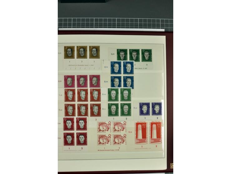 1949/90, in den Hauptnummern nahezu komplette postfrische Sammlung der Druckvermerke und Druckereizeichen, meist in Vierer- o