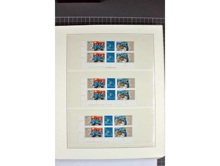 1949/90, in den Hauptnummern nahezu komplette postfrische Sammlung der Druckvermerke und Druckereizeichen, meist in Vierer- o