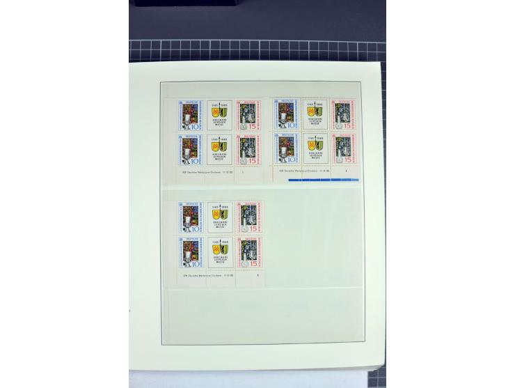 1949/90, in den Hauptnummern nahezu komplette postfrische Sammlung der Druckvermerke und Druckereizeichen, meist in Vierer- o