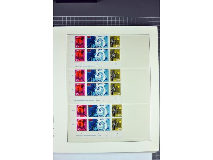 1949/90, in den Hauptnummern nahezu komplette postfrische Sammlung der Druckvermerke und Druckereizeichen, meist in Vierer- o
