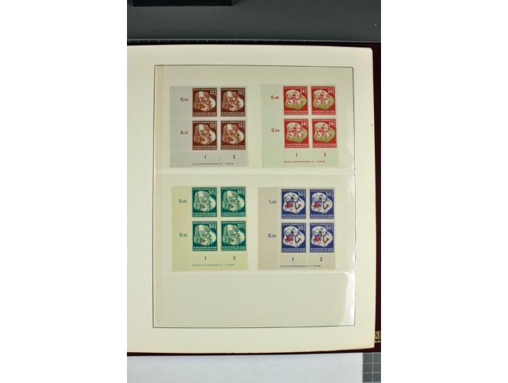 1949/90, in den Hauptnummern nahezu komplette postfrische Sammlung der Druckvermerke und Druckereizeichen, meist in Vierer- o