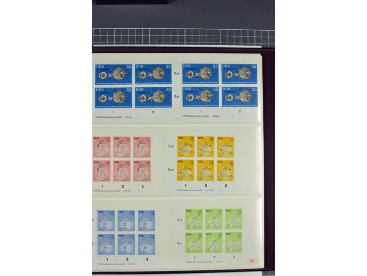 1949/90, in den Hauptnummern nahezu komplette postfrische Sammlung der Druckvermerke und Druckereizeichen, meist in Vierer- o