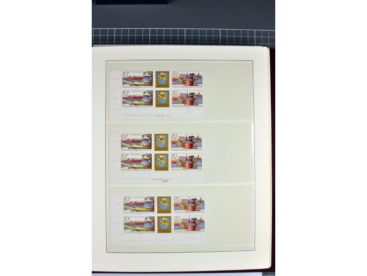 1949/90, in den Hauptnummern nahezu komplette postfrische Sammlung der Druckvermerke und Druckereizeichen, meist in Vierer- o