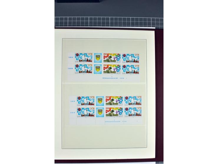 1949/90, in den Hauptnummern nahezu komplette postfrische Sammlung der Druckvermerke und Druckereizeichen, meist in Vierer- o