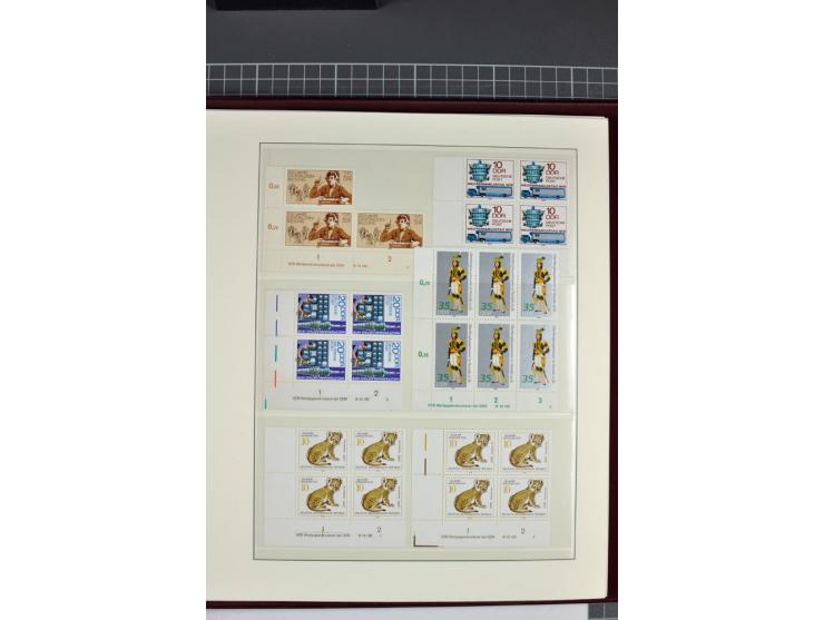 1949/90, in den Hauptnummern nahezu komplette postfrische Sammlung der Druckvermerke und Druckereizeichen, meist in Vierer- o