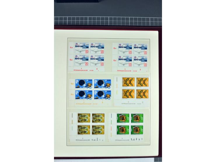 1949/90, in den Hauptnummern nahezu komplette postfrische Sammlung der Druckvermerke und Druckereizeichen, meist in Vierer- o