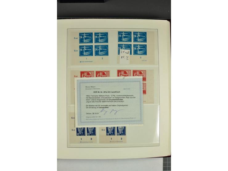 1949/90, in den Hauptnummern nahezu komplette postfrische Sammlung der Druckvermerke und Druckereizeichen, meist in Vierer- o