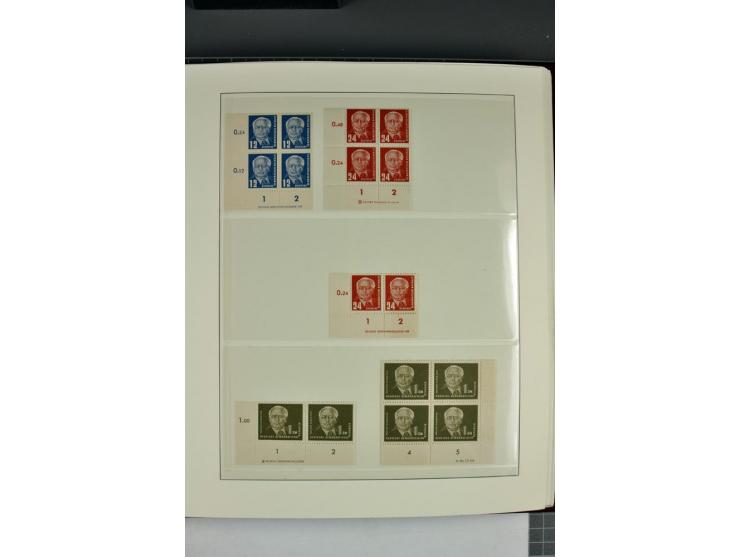 1949/90, in den Hauptnummern nahezu komplette postfrische Sammlung der Druckvermerke und Druckereizeichen, meist in Vierer- o