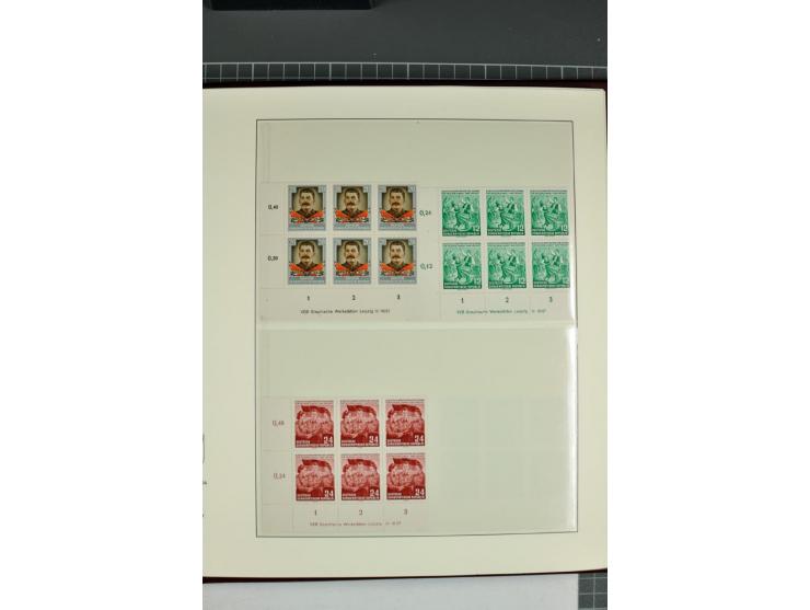 1949/90, in den Hauptnummern nahezu komplette postfrische Sammlung der Druckvermerke und Druckereizeichen, meist in Vierer- o