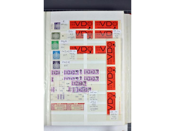 1949/90, postfrische, ungebrauchte und gestempelte Sammlung mit Abarten und Besonderheiten, dabei Mi.-Nr.243 Uo PF I gestempe