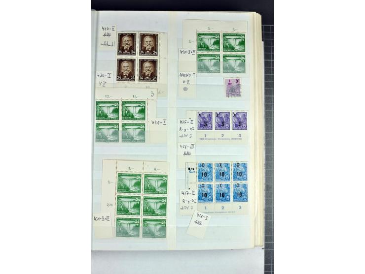 1949/90, postfrische Sammlung mit einigen hundert Plattenfehler, teils in Einheiten mit Normalmarken, dabei Mi.-Nr. 242 I, II