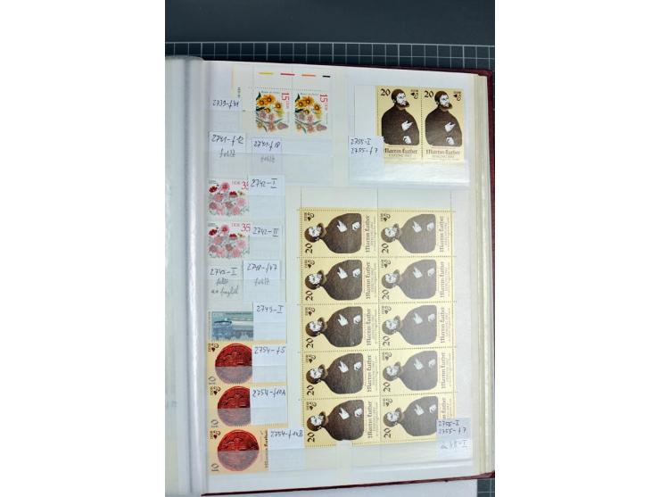 1949/90, postfrische Sammlung mit einigen hundert Plattenfehler, teils in Einheiten mit Normalmarken, dabei Mi.-Nr. 242 I, II