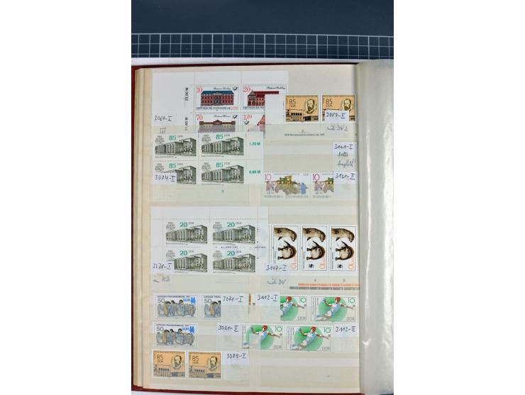 1949/90, postfrische Sammlung mit einigen hundert Plattenfehler, teils in Einheiten mit Normalmarken, dabei Mi.-Nr. 242 I, II
