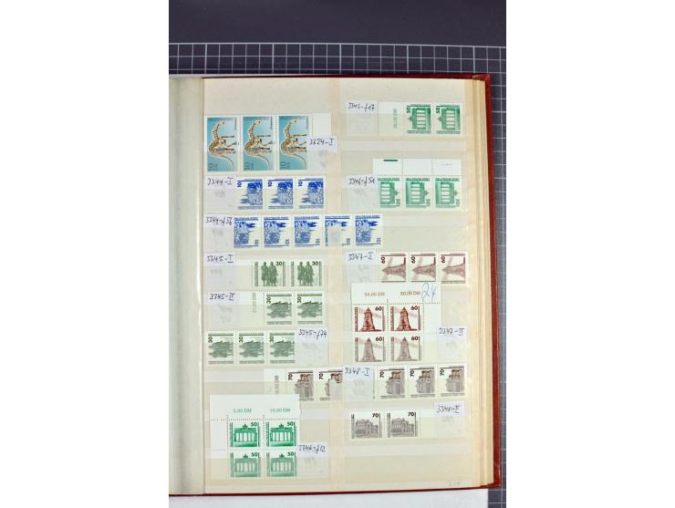 1949/90, postfrische Sammlung mit einigen hundert Plattenfehler, teils in Einheiten mit Normalmarken, dabei Mi.-Nr. 242 I, II