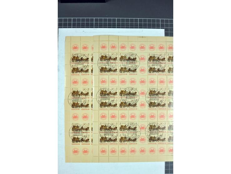 1949/90, postfrischer Bogen-Posten, dabei Mi.-Nr. 243-44 (2 Bogensätze, teils Falt- und Trennstellen), 293, 355-57, 397 mit P