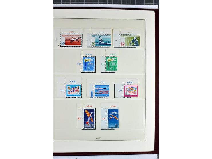 1949/90, überkomplette postfrische Sammlung meist aus der linken oberen Bogenecke, zusätzlich mit einigen bessern Farben und 