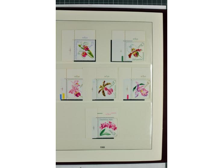 1949/90, überkomplette postfrische Sammlung meist aus der linken oberen Bogenecke, zusätzlich mit einigen bessern Farben und 