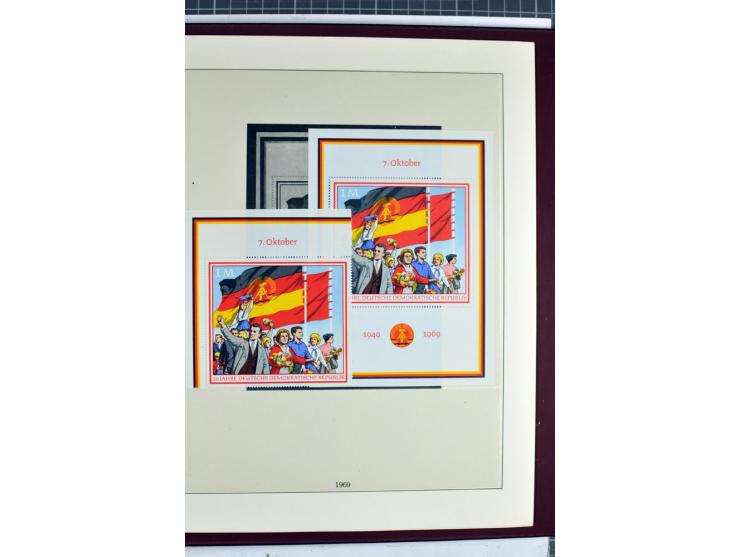 1949/90, überkomplette postfrische Sammlung meist aus der linken oberen Bogenecke, zusätzlich mit einigen bessern Farben und 