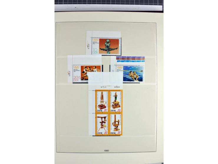 1949/90, überkomplette postfrische Sammlung meist aus der linken oberen Bogenecke, zusätzlich mit einigen bessern Farben und 