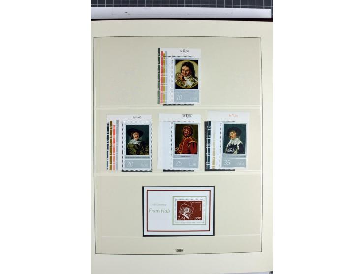 1949/90, überkomplette postfrische Sammlung meist aus der linken oberen Bogenecke, zusätzlich mit einigen bessern Farben und 