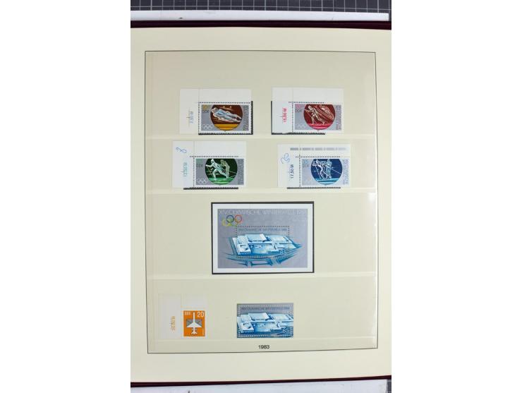 1949/90, überkomplette postfrische Sammlung meist aus der linken oberen Bogenecke, zusätzlich mit einigen bessern Farben und 