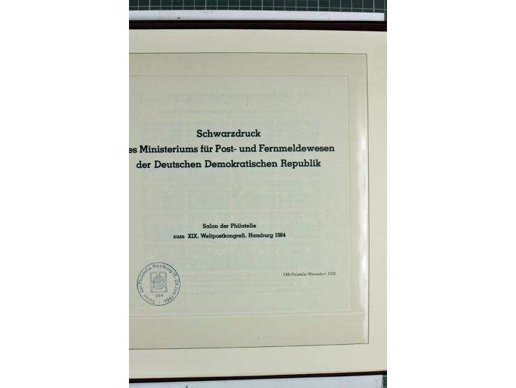 1949/90, überkomplette postfrische Sammlung meist aus der linken oberen Bogenecke, zusätzlich mit einigen bessern Farben und 