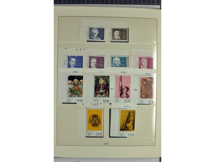 1949/90, überkomplette postfrische Sammlung meist aus der linken oberen Bogenecke, zusätzlich mit einigen bessern Farben und 