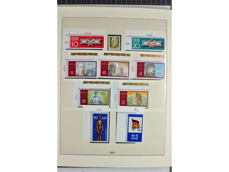 1949/90, überkomplette postfrische Sammlung meist aus der linken oberen Bogenecke, zusätzlich mit einigen bessern Farben und 