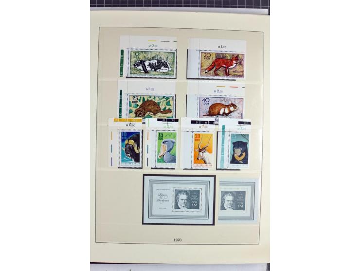 1949/90, überkomplette postfrische Sammlung meist aus der linken oberen Bogenecke, zusätzlich mit einigen bessern Farben und 