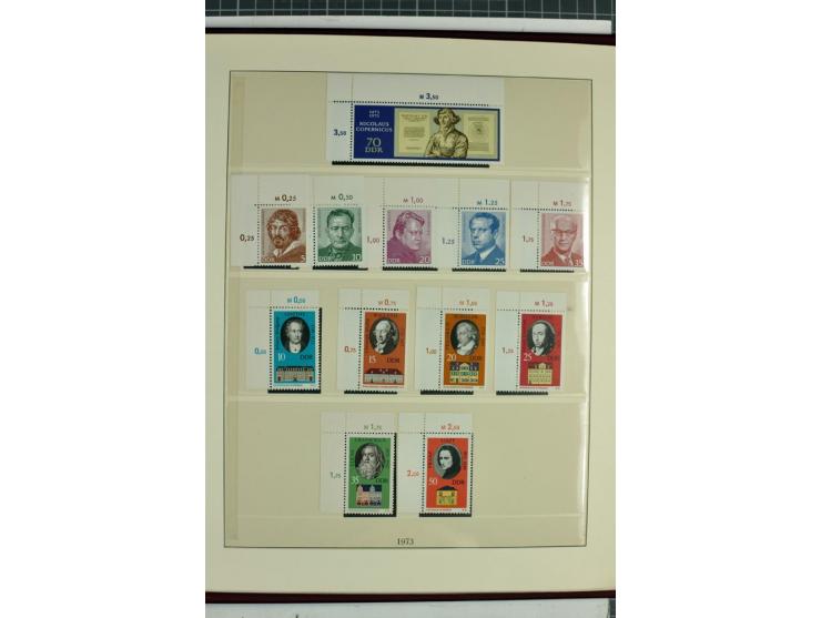 1949/90, überkomplette postfrische Sammlung meist aus der linken oberen Bogenecke, zusätzlich mit einigen bessern Farben und 