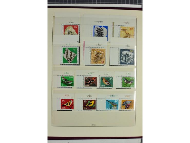 1949/90, überkomplette postfrische Sammlung meist aus der linken oberen Bogenecke, zusätzlich mit einigen bessern Farben und 
