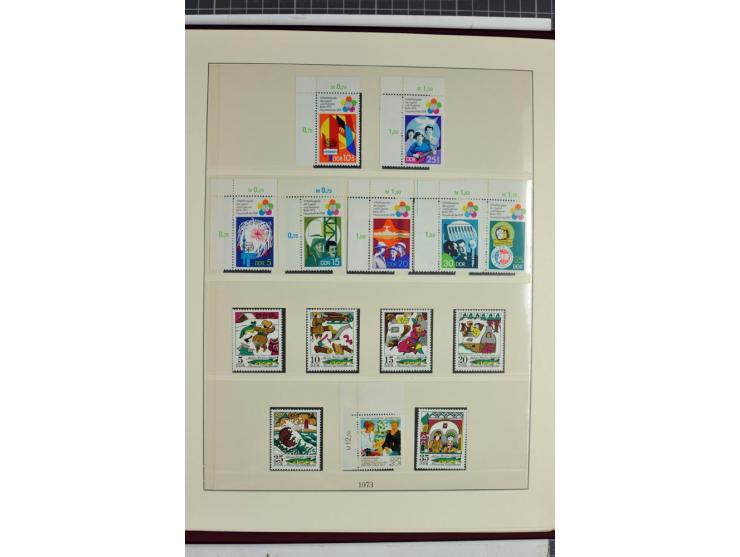 1949/90, überkomplette postfrische Sammlung meist aus der linken oberen Bogenecke, zusätzlich mit einigen bessern Farben und 