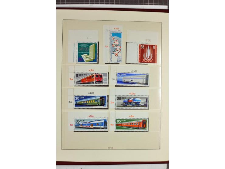 1949/90, überkomplette postfrische Sammlung meist aus der linken oberen Bogenecke, zusätzlich mit einigen bessern Farben und 