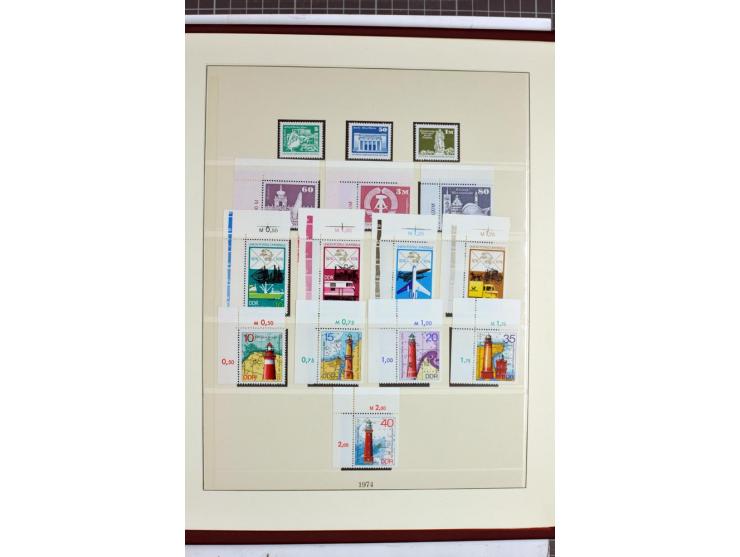 1949/90, überkomplette postfrische Sammlung meist aus der linken oberen Bogenecke, zusätzlich mit einigen bessern Farben und 
