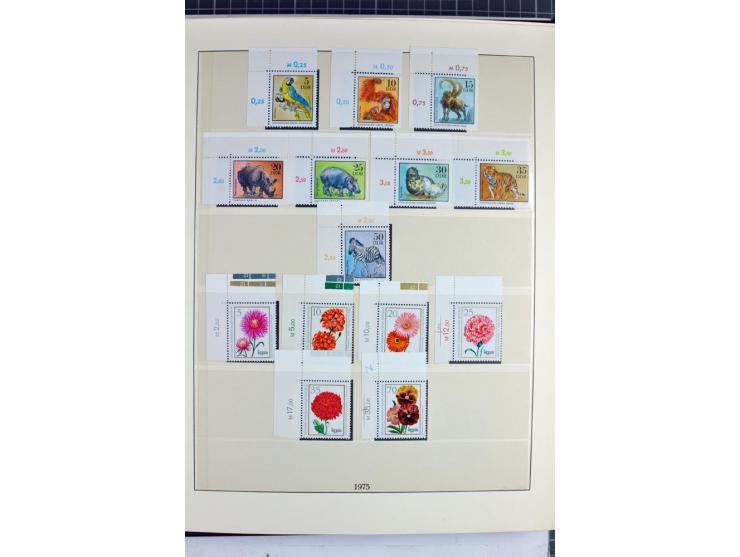 1949/90, überkomplette postfrische Sammlung meist aus der linken oberen Bogenecke, zusätzlich mit einigen bessern Farben und 