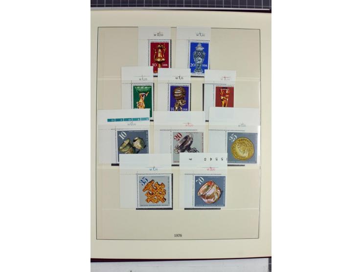 1949/90, überkomplette postfrische Sammlung meist aus der linken oberen Bogenecke, zusätzlich mit einigen bessern Farben und 