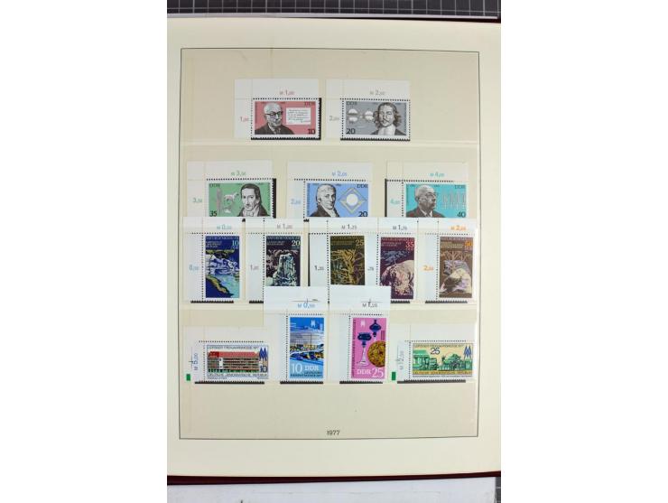 1949/90, überkomplette postfrische Sammlung meist aus der linken oberen Bogenecke, zusätzlich mit einigen bessern Farben und 