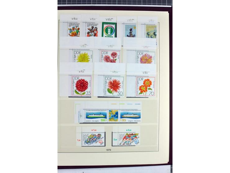 1949/90, überkomplette postfrische Sammlung meist aus der linken oberen Bogenecke, zusätzlich mit einigen bessern Farben und 
