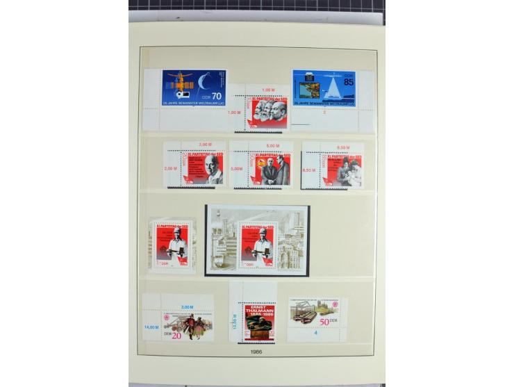 1949/90, überkomplette postfrische Sammlung meist aus der linken oberen Bogenecke, zusätzlich mit einigen bessern Farben und 