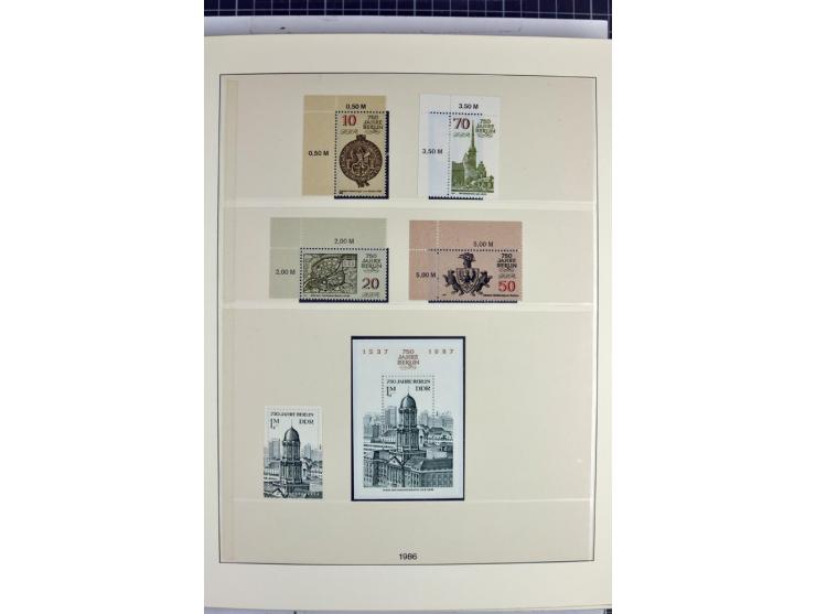 1949/90, überkomplette postfrische Sammlung meist aus der linken oberen Bogenecke, zusätzlich mit einigen bessern Farben und 
