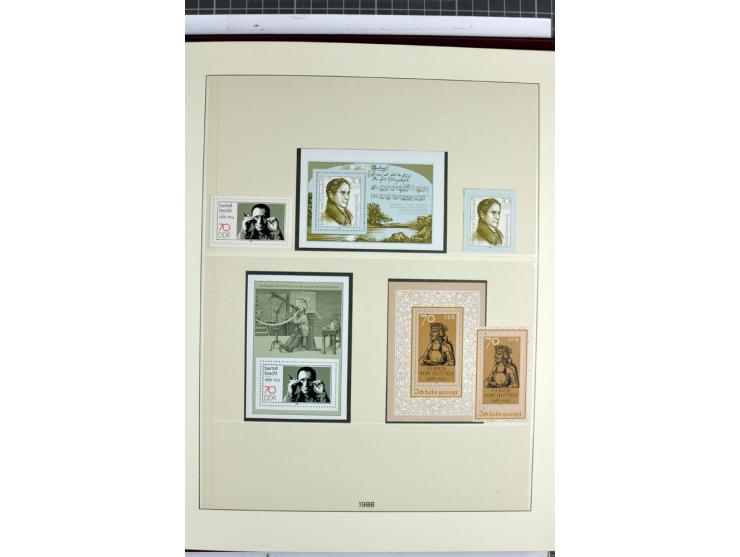 1949/90, überkomplette postfrische Sammlung meist aus der linken oberen Bogenecke, zusätzlich mit einigen bessern Farben und 