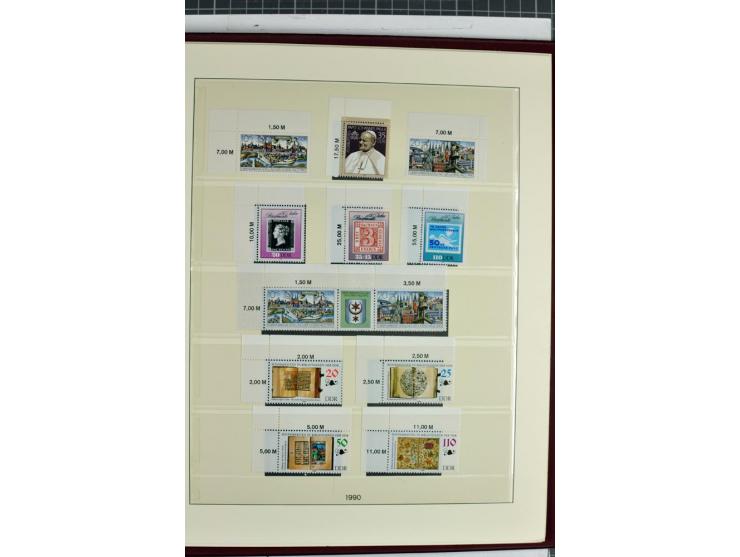 1949/90, überkomplette postfrische Sammlung meist aus der linken oberen Bogenecke, zusätzlich mit einigen bessern Farben und 