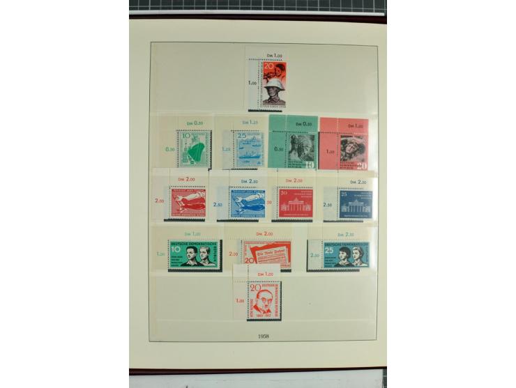 1949/90, überkomplette postfrische Sammlung meist aus der linken oberen Bogenecke, zusätzlich mit einigen bessern Farben und 
