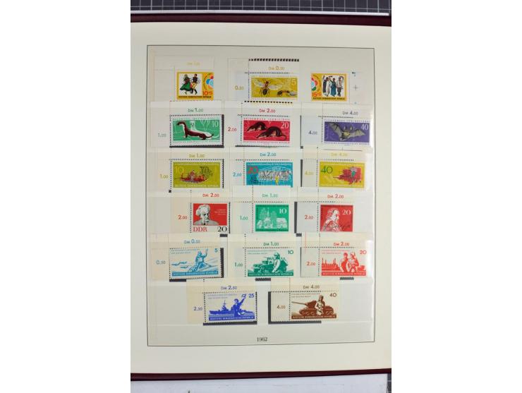 1949/90, überkomplette postfrische Sammlung meist aus der linken oberen Bogenecke, zusätzlich mit einigen bessern Farben und 