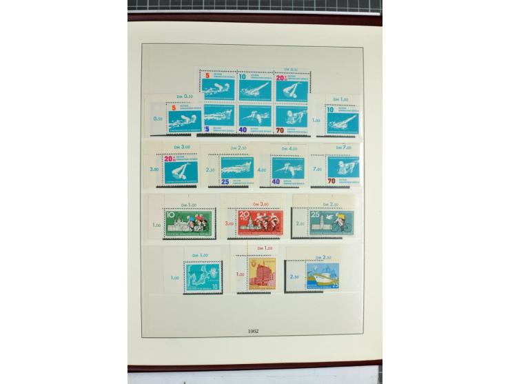 1949/90, überkomplette postfrische Sammlung meist aus der linken oberen Bogenecke, zusätzlich mit einigen bessern Farben und 